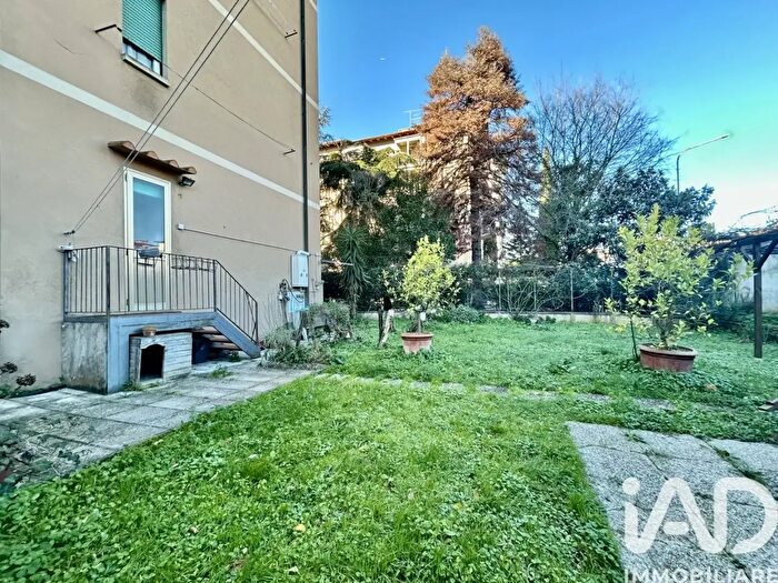 Appartamento con 5 locali in vendita in Via Morlacchi, Firenze