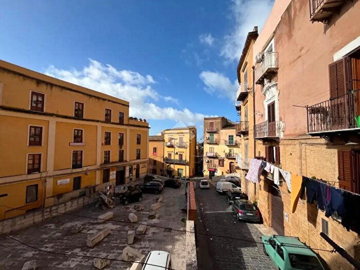 Appartamento trilocale in vendita in Via Giacomo Matteotti, Agrigento