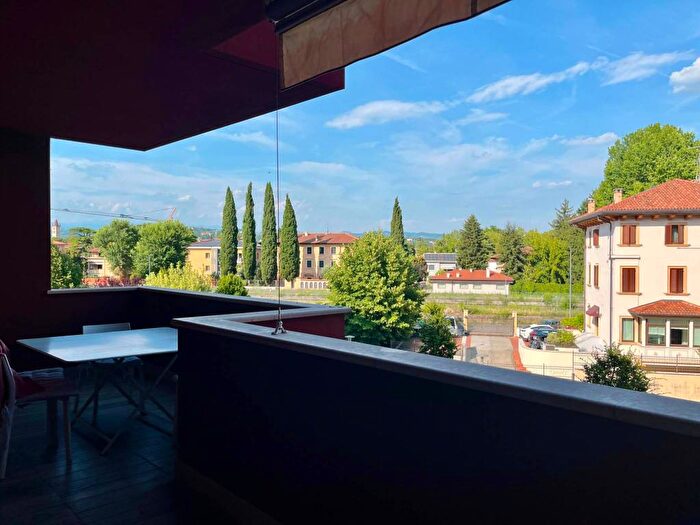 Appartamento bilocale in affitto in Via Albere, Stadio, Verona