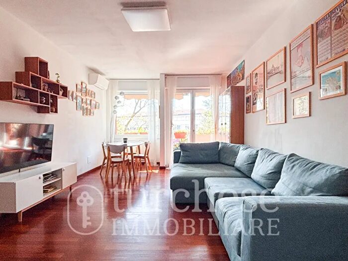 Appartamento trilocale in vendita in Via Angelo Goisis, Bergamo