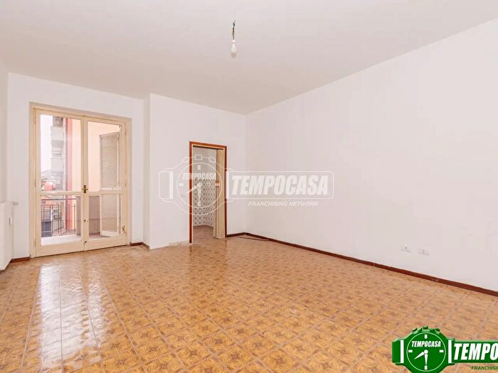 Appartamento bilocale in vendita in Strada Bobbio, Voghera