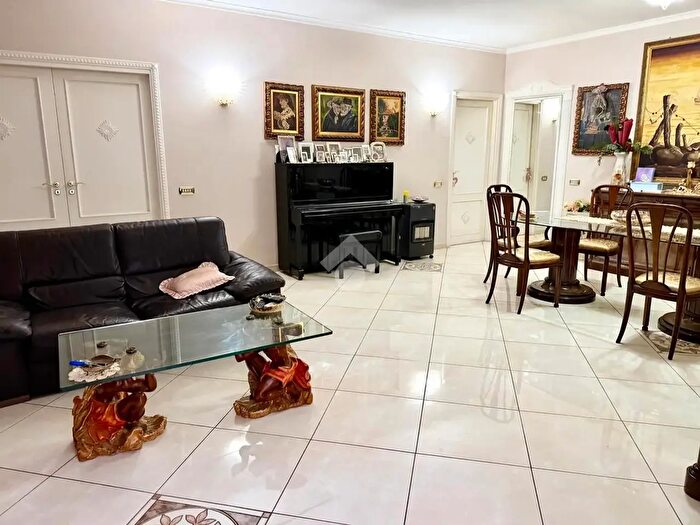 Appartamento con 5 locali in vendita in Traversa G Catapano, Scafati