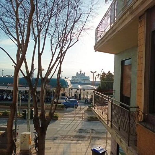 Appartamento bilocale in vendita in Viale della Libertà, Messina