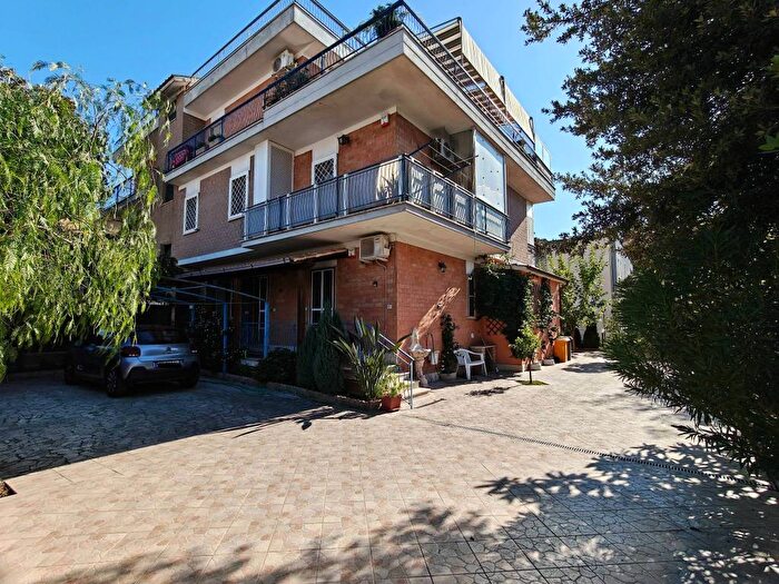 Appartamento quadrilocale in vendita in Via Ardeatina, Lavinio Mare, Anzio