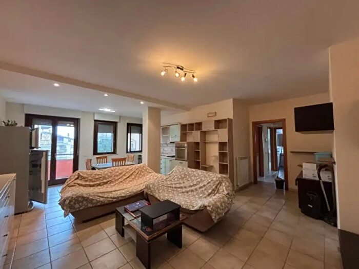 Appartamento trilocale in affitto in Via Gaspare Spontini, Montegiorgio