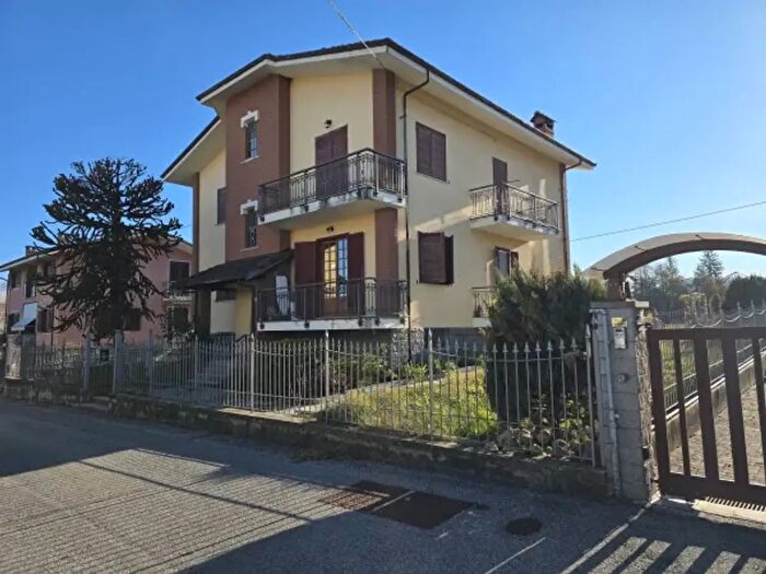 Appartamento quadrilocale in affitto in Via Circonvallazione, Beinette