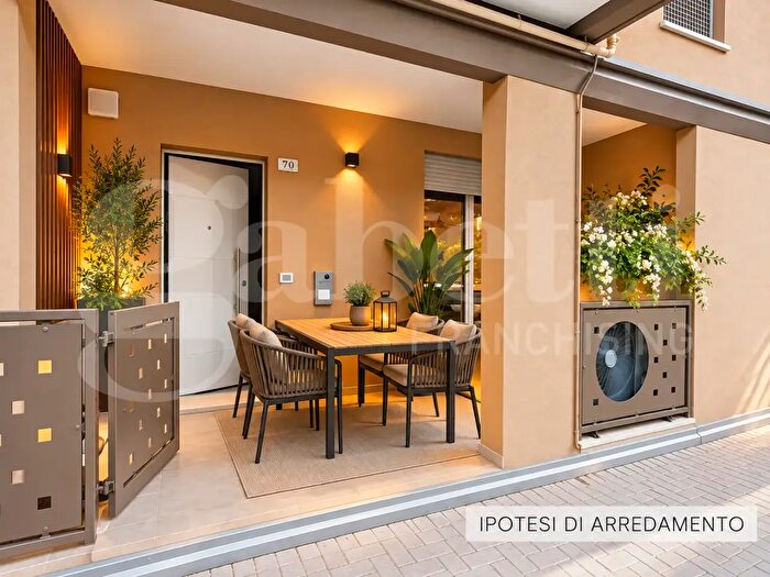 Appartamento quadrilocale in vendita in Sottomarina Viale Domenico Schiavo, Chioggia