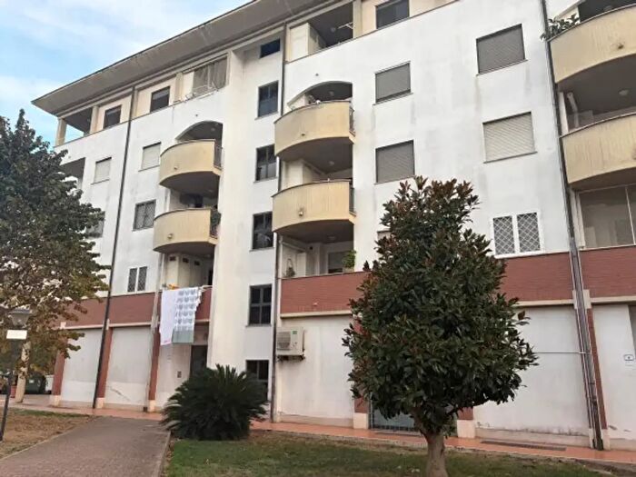 Appartamento trilocale in vendita in Via Aldo Cannucciari, Nettuno