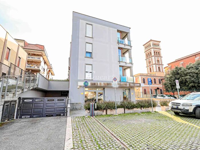 Appartamento bilocale in vendita in Via XXV Luglio, Grottaferrata