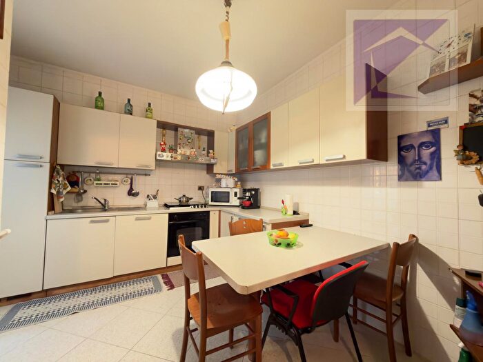 Appartamento con 5 locali in vendita in Camposampiero