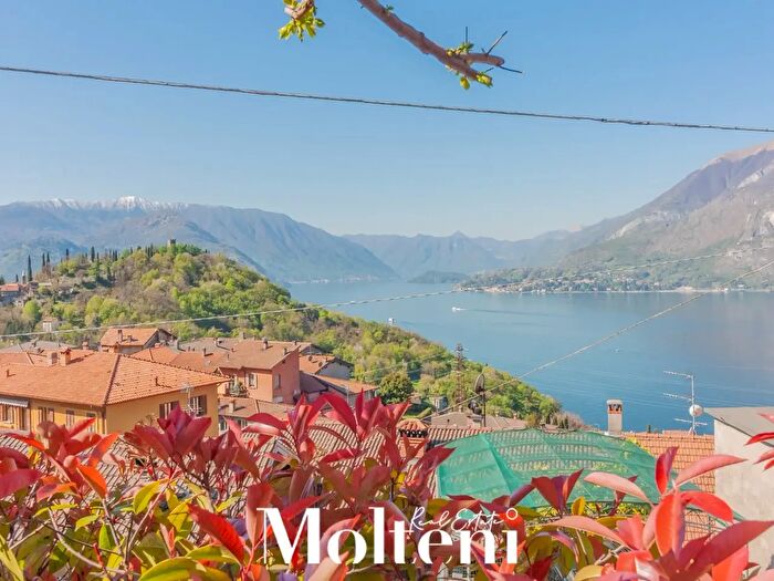 Appartamento trilocale in vendita in Via per Esino, Perledo