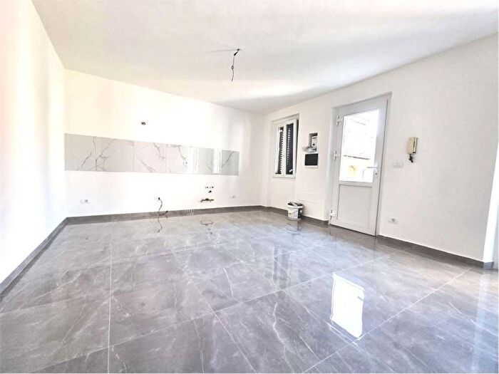 Appartamento bilocale in affitto in Via Felice Cavallotti, Centro, Valenza