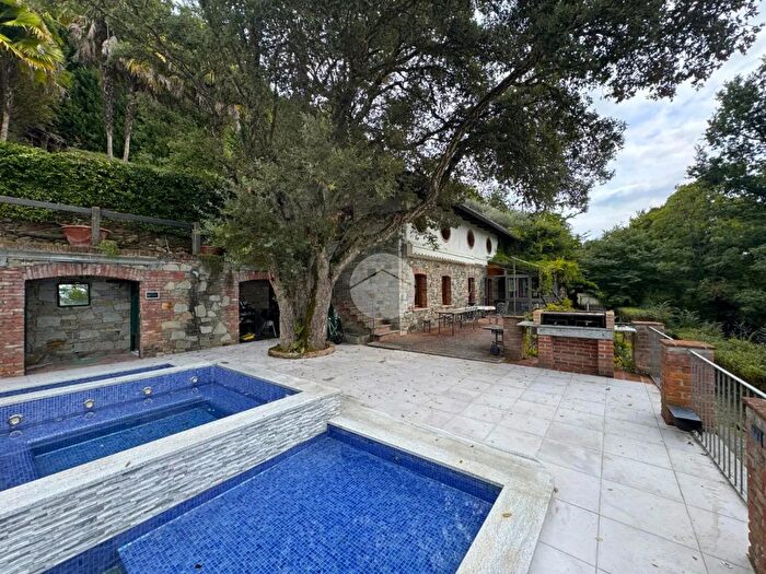 Casa quadrilocale in vendita in Strada Broglina, Bollengo