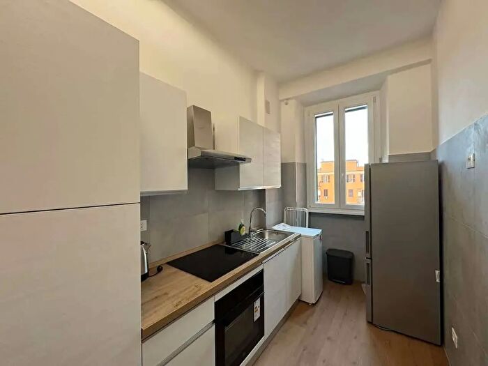 Appartamento monolocale in affitto in Viale Furio Camillo, Roma