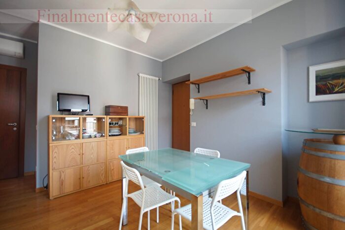 Appartamento bilocale in affitto in Piazza San Zeno, Verona