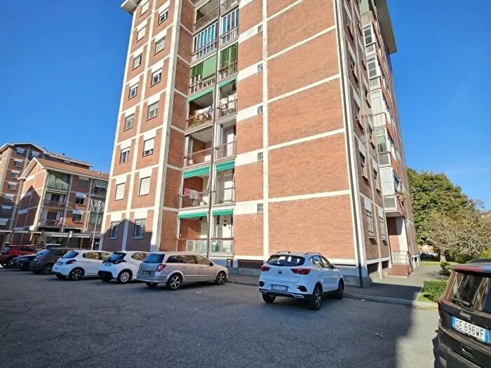 Appartamento con 5 locali in vendita in Via Vercelli, Settimo Torinese