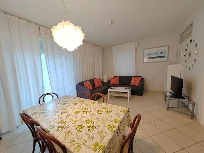 Appartamento quadrilocale in affitto in via padre ignazio da carrara, Vittoria Apuana, Forte dei Marmi