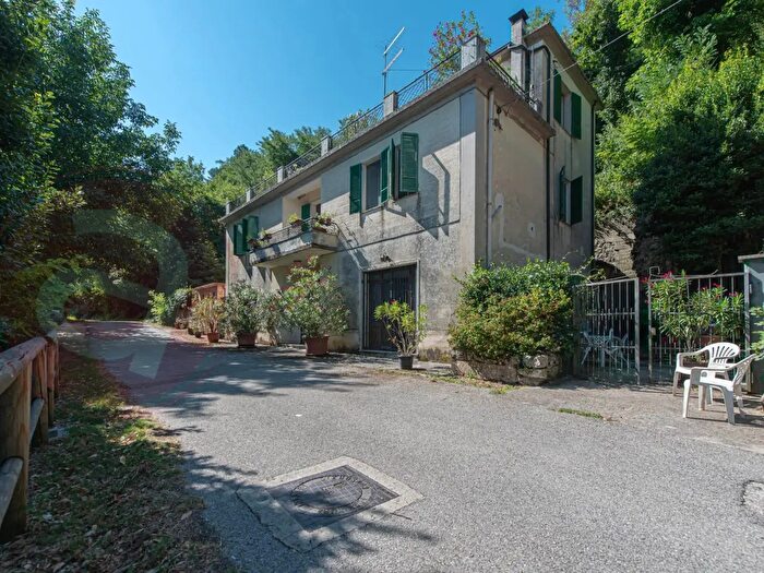 Casa con 15 locali in vendita in Via Fonte Scopella Snc, Picinisco