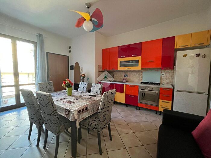 Appartamento bilocale in vendita in Via delle Molina, Campi Bisenzio