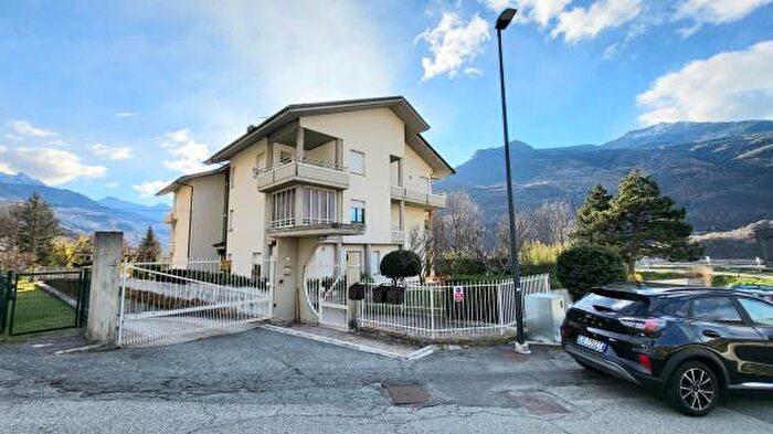 Appartamento bilocale in vendita in Via Trieste, Saint Vincent