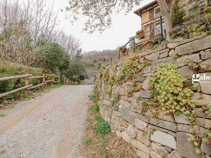 Appartamento trilocale in affitto in Cascina Paolina, Missaglia