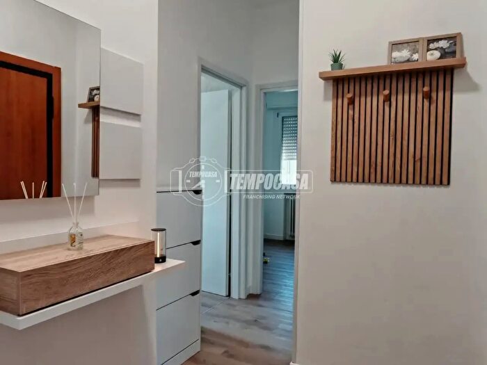 Appartamento trilocale in vendita in Via Riccardo Melotti, Modena