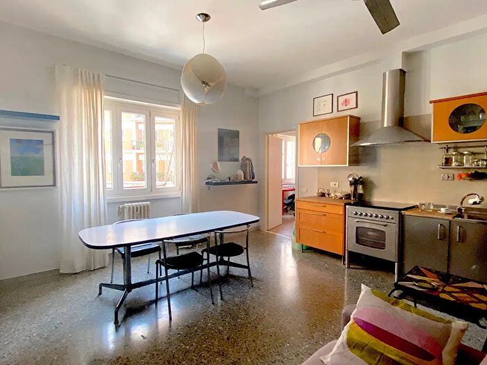 Appartamento bilocale in affitto in Via di Val Tellina, Roma