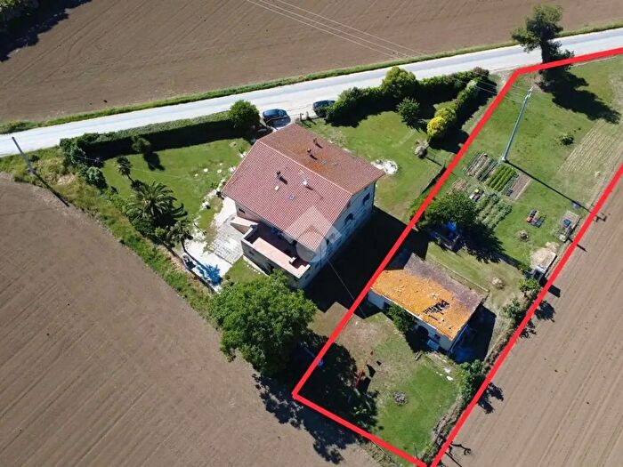 Casa monolocale in vendita in Contrada Piane di Chienti, Civitanova Marche