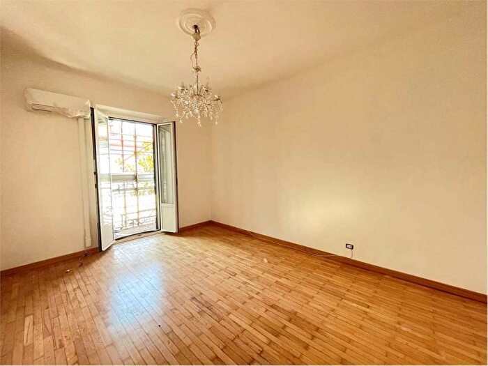 Appartamento trilocale in affitto in via San Gregorio, Buenos Aires, Milano