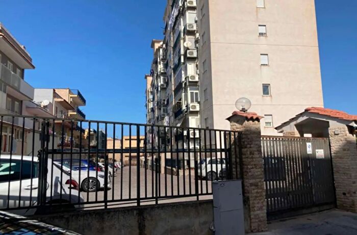 Appartamento quadrilocale in vendita in Via Faraona, Villabate