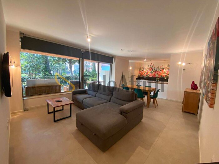 Appartamento quadrilocale in affitto in Viale dei Mille, Paese, Riccione