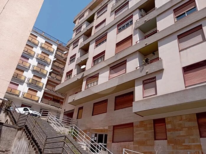 Appartamento quadrilocale in vendita in Messina