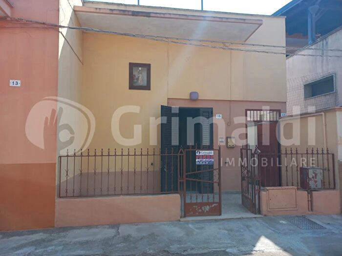 Casa con 5 locali in vendita in Via J Kennedy, Taurisano