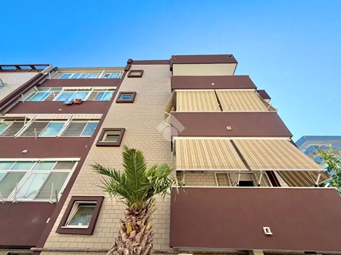 Appartamento trilocale in vendita in Lungomare IX Maggio, Bari