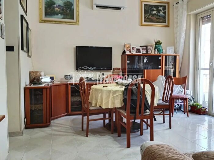 Appartamento trilocale in vendita in Via Aspromonte, Messina