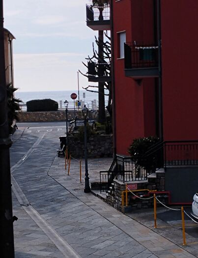 Appartamento quadrilocale in vendita in Andora