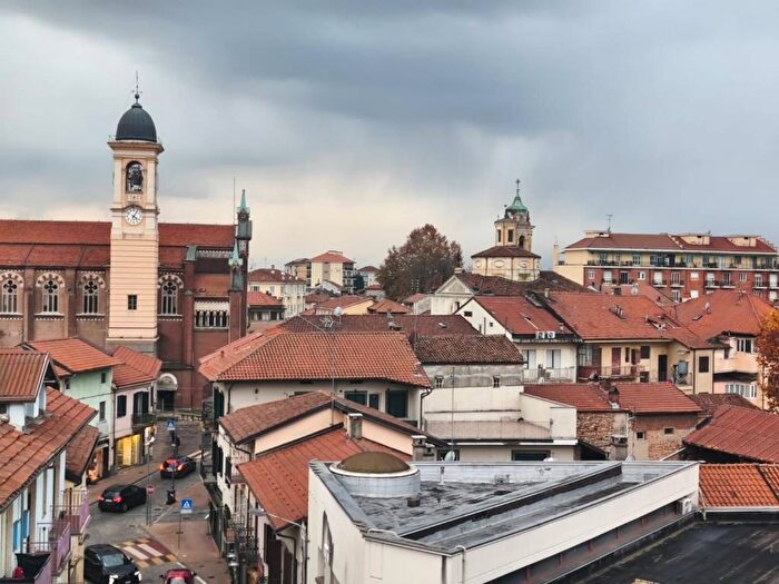 Appartamento bilocale in affitto in Via Molini, Centro, Orbassano