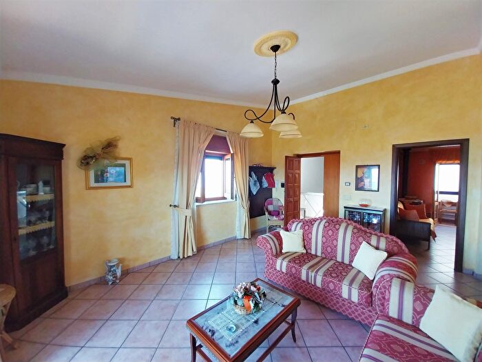 Appartamento con 5 locali in vendita in Bonifati