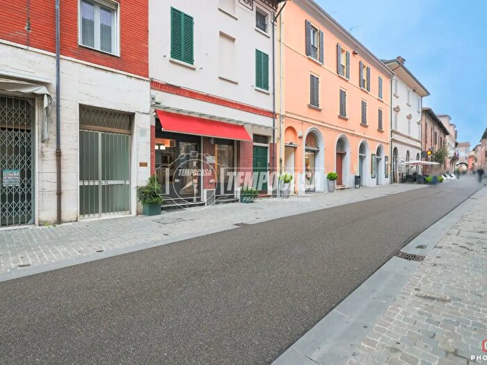 Appartamento quadrilocale in vendita in Via Appia, Imola