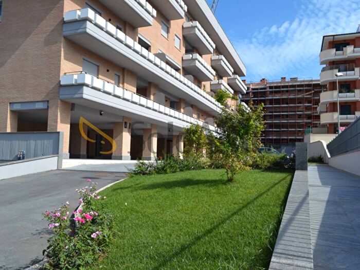 Appartamento monolocale in affitto in Via Nadir Quinto, Mezzocammino, Roma