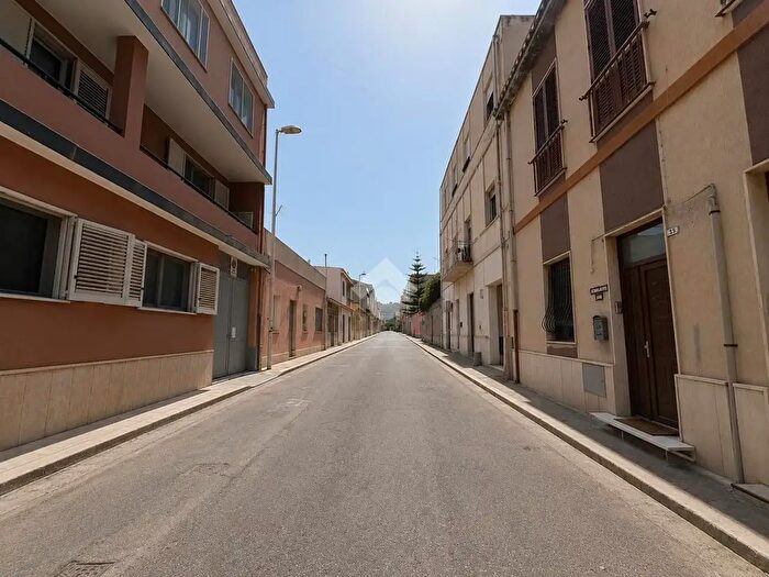 Appartamento quadrilocale in vendita in Via su Planu, Cagliari