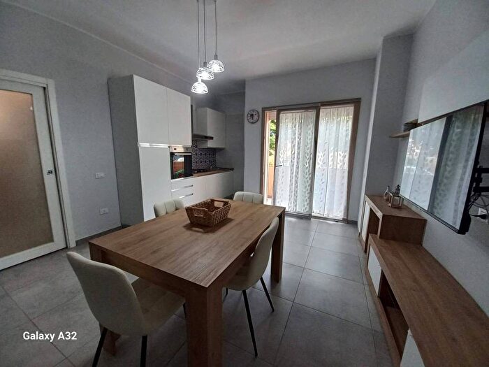 Appartamento bilocale in affitto in Via Portogallo, Quartu, Quartu SantElena