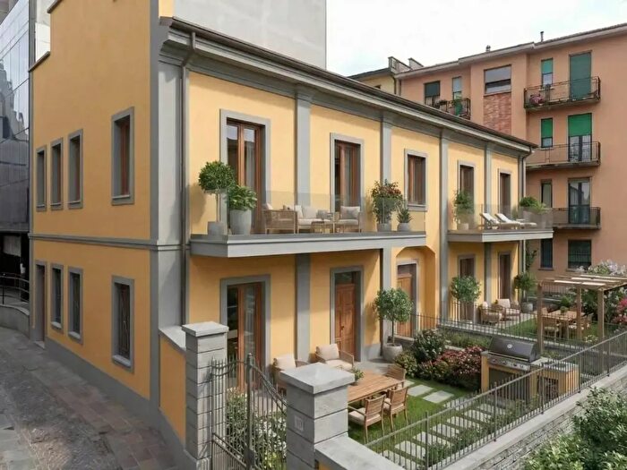 Case in Vendita e in Affitto - 2