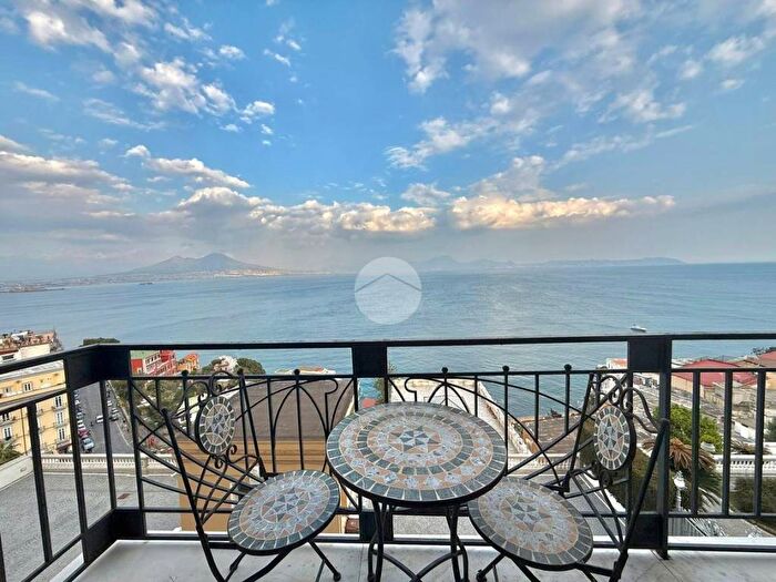 Appartamento quadrilocale in affitto in Via Posillipo, Posillipo, Napoli