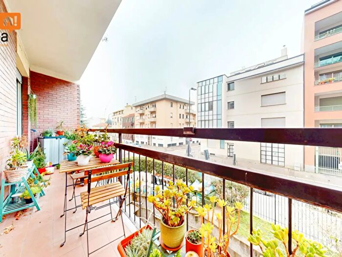 Appartamento bilocale in vendita in Via Vipacco, Milano