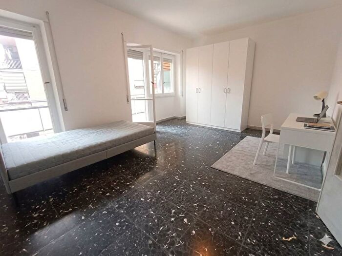 Appartamento trilocale in affitto in Via Pio Molajoni, Casal Bruciato, Roma