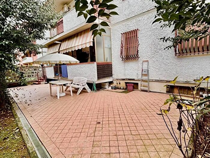 Appartamento quadrilocale in vendita in Massa