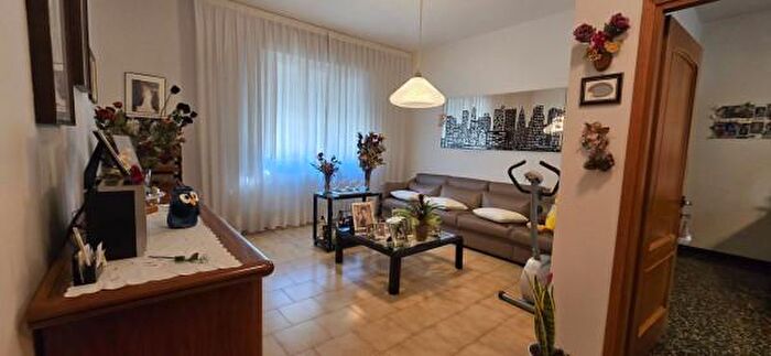 Casa con 6 locali in vendita in Reggio Emilia