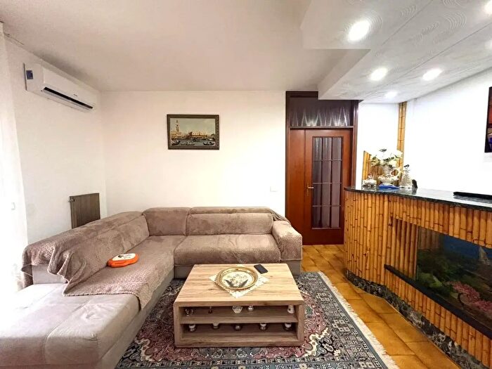 Appartamento trilocale in vendita in Via col di Lana, Vigonza