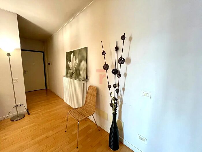 Appartamento trilocale in vendita in Via Vecchia, Padova